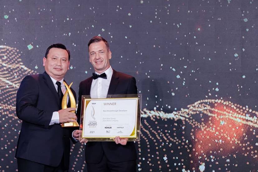 Danh Khôi chiến thắng 4 giải thưởng lớn tại PropertyGuru Vietnam Property Awards 2021